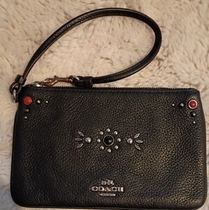 Coach Limited Edition  Rivet Wristlet EUC